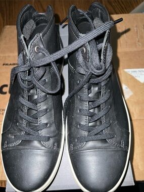 Ecco Men's Black High-Top Sneakers with White Sole